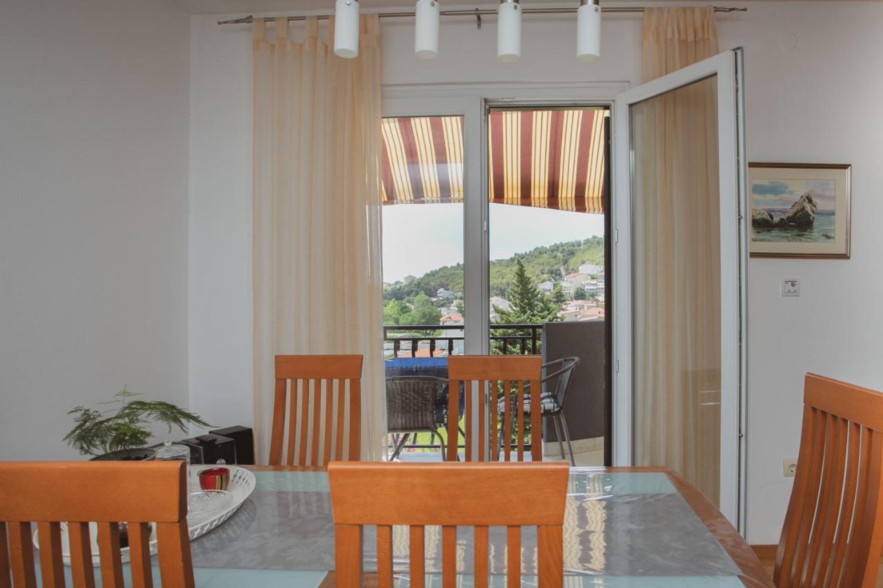 Comfort Sea View Apartment Дуги-Рат Экстерьер фото