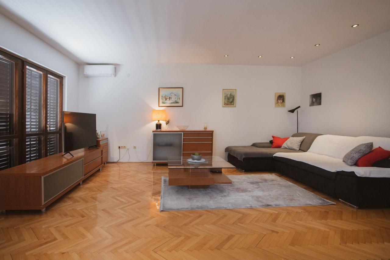 Comfort Sea View Apartment Дуги-Рат Экстерьер фото