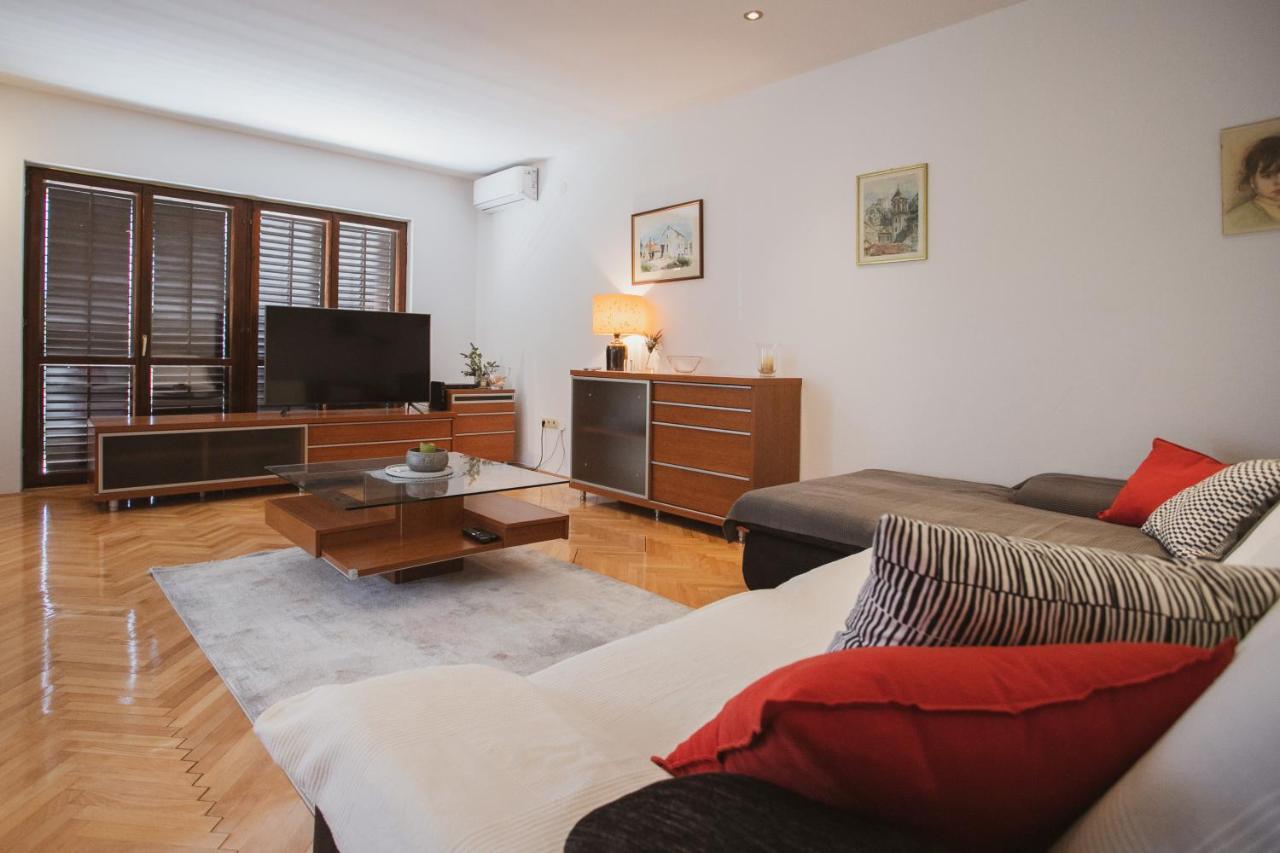 Comfort Sea View Apartment Дуги-Рат Экстерьер фото