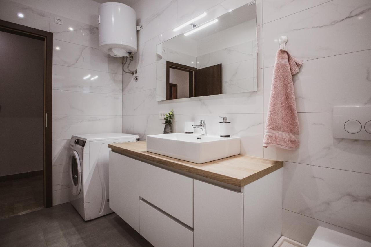 Comfort Sea View Apartment Дуги-Рат Экстерьер фото